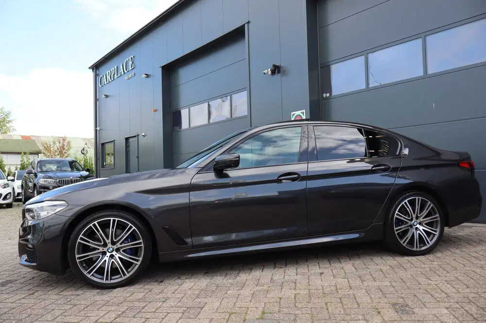 BMW 5-serie 540i High Executive- M pakket uit 2020, foto 7