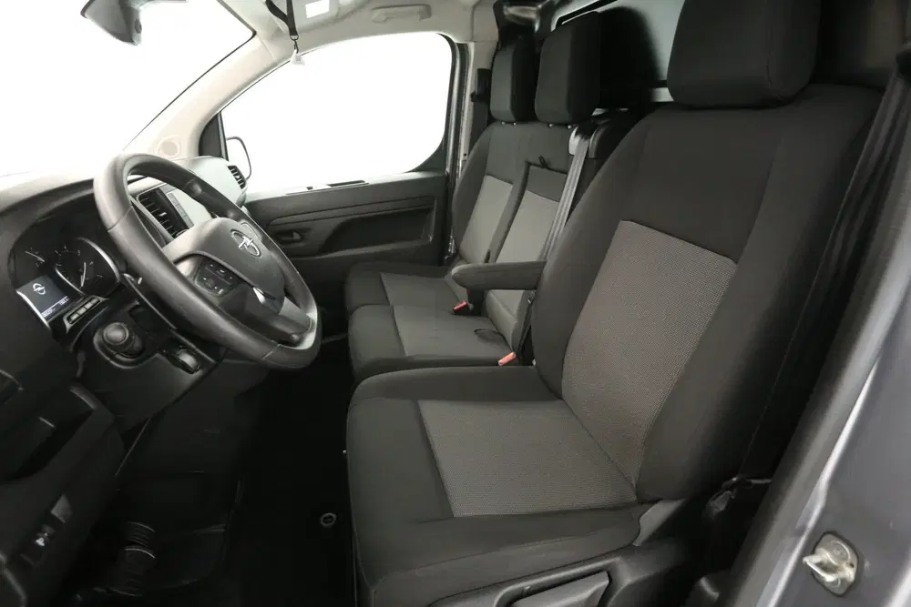 Opel Vivaro 2.0 CDTI 180PK L2H1 uit 2023, foto 9