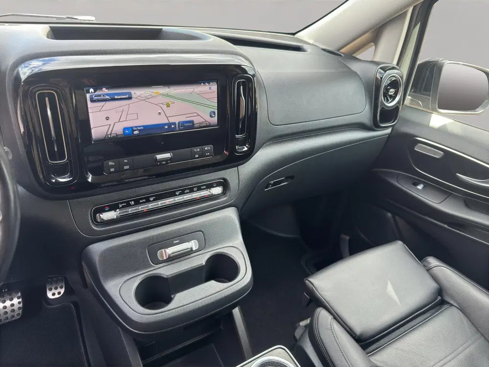 Mercedes-Benz Vito 116 L2 DC Select uit 2024, foto 14