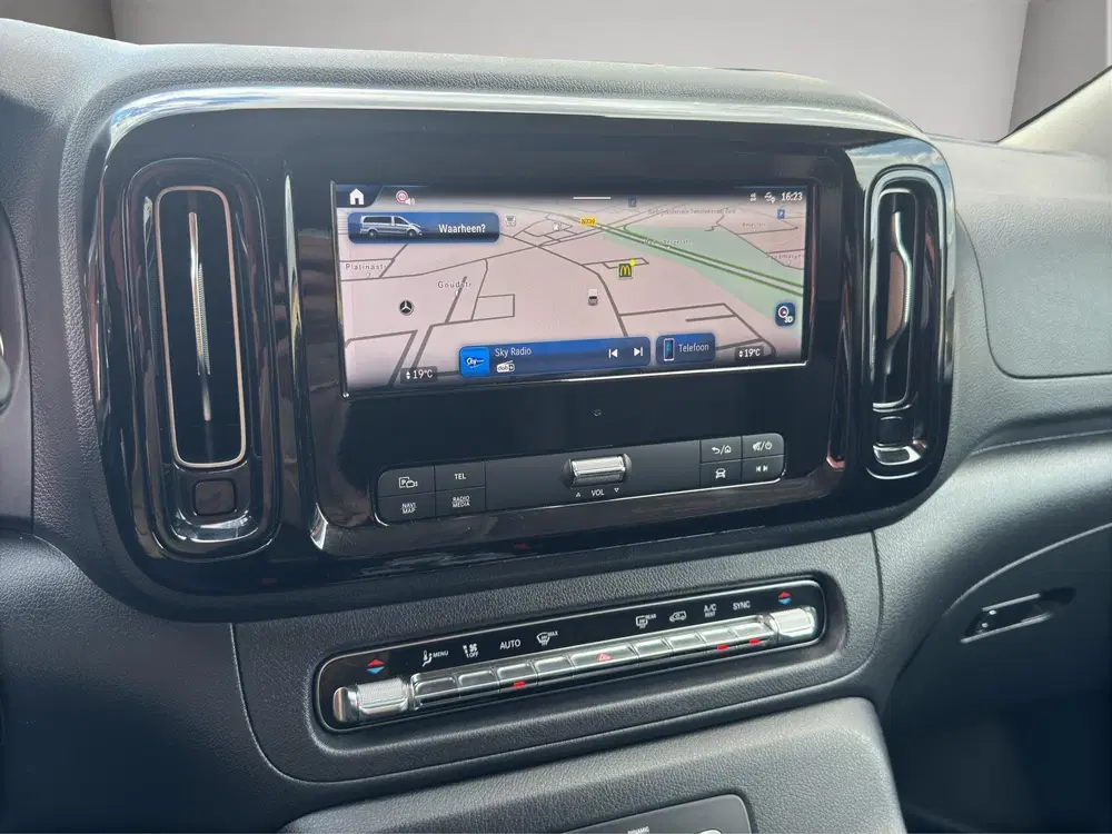 Mercedes-Benz Vito 116 L2 DC Select uit 2024, foto 15