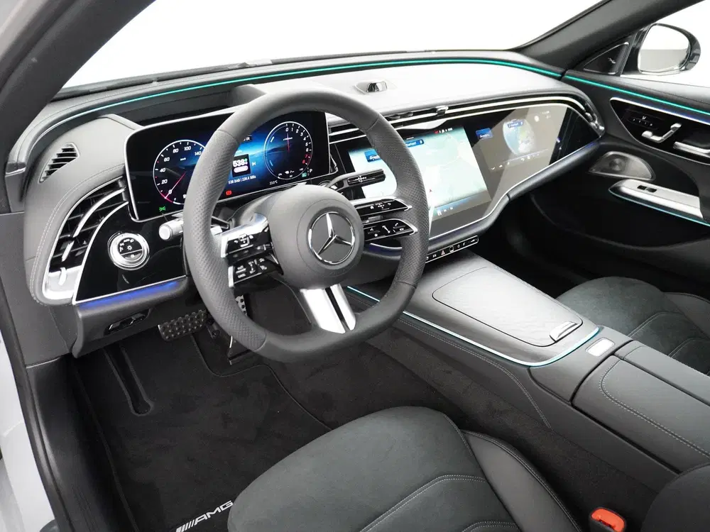 Mercedes-Benz E-Klasse 300 e Sport Edition uit 2026, foto 2
