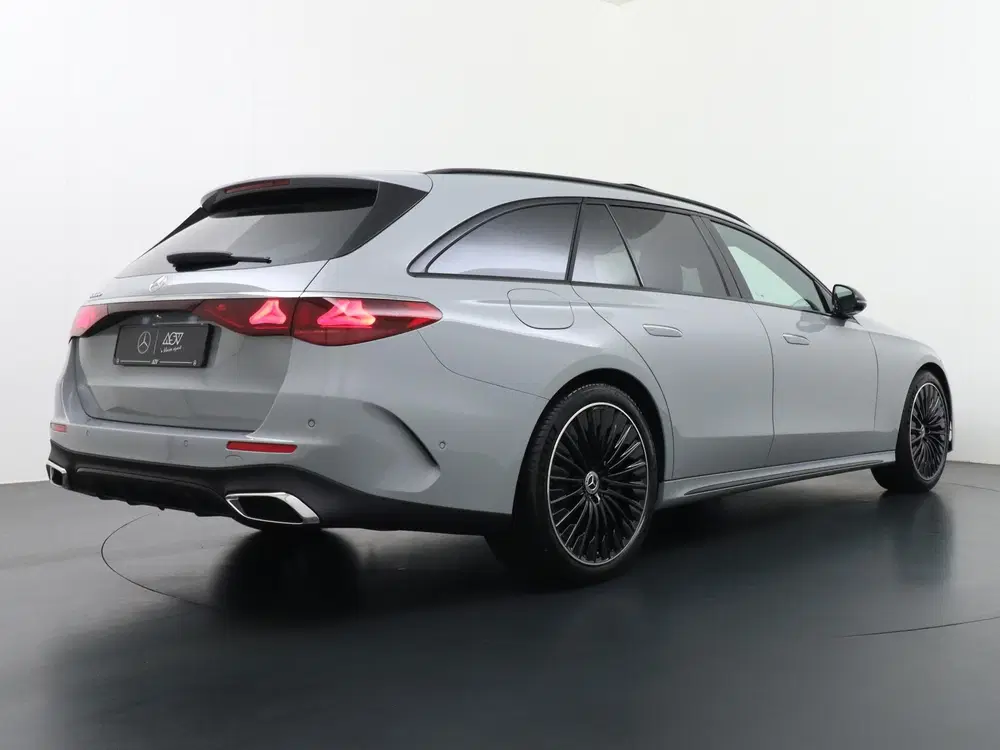 Mercedes-Benz E-Klasse 300 e Sport Edition uit 2026, foto 9