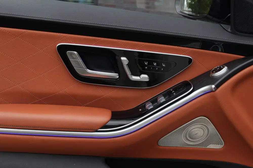 Mercedes-Benz S-Klasse 400d 4MATIC Lang AMG Line uit 2022, foto 13
