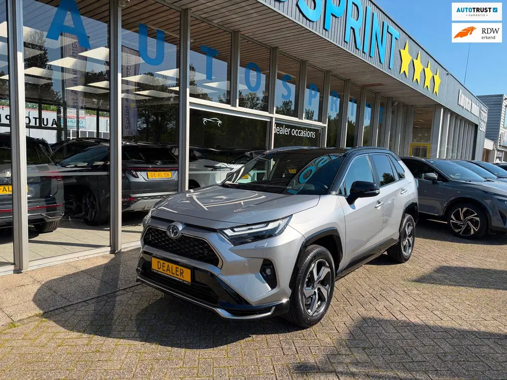 Toyota RAV 4 2.5 Plug-in Hybrid AWD 300 Dynamic 306 PK uit 2026