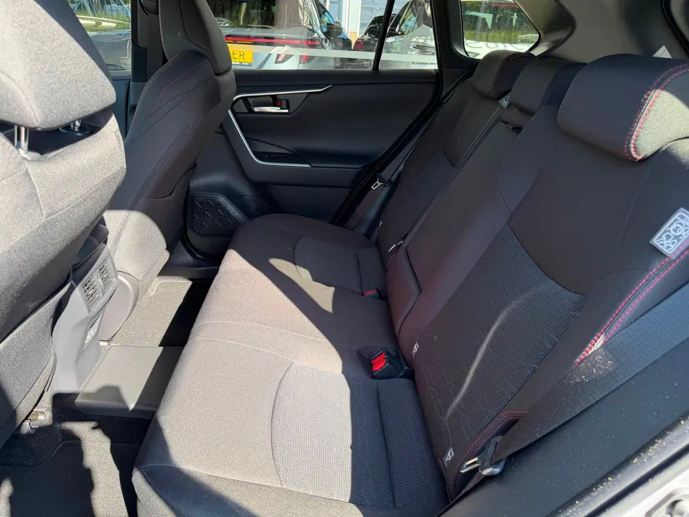Toyota RAV 4 2.5 Plug-in Hybrid AWD 300 Dynamic 306 PK uit 2026, foto 15