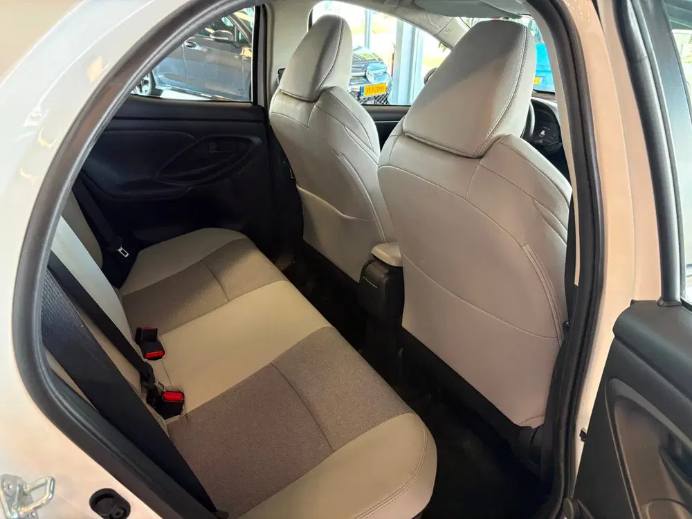 Toyota Yaris 1.5 Hybrid 115 Comfort uit 2025, foto 12