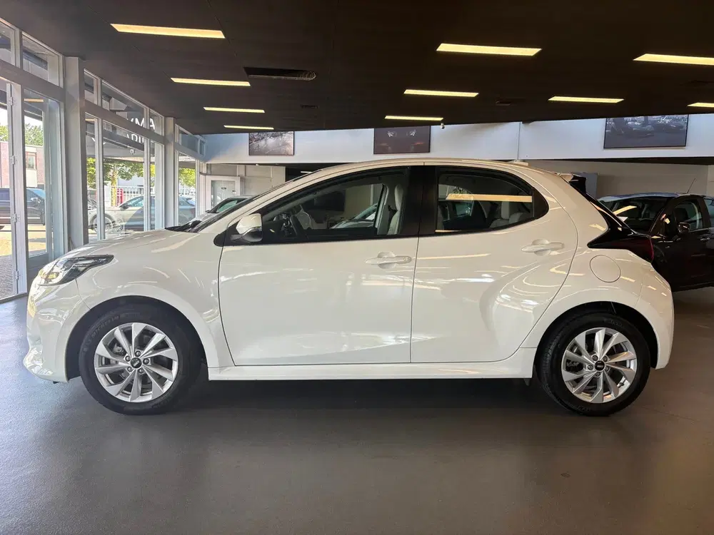 Toyota Yaris 1.5 Hybrid 115 Comfort uit 2025, foto 4