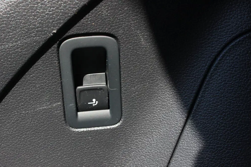 Volkswagen Tiguan 1.4 TSI eHybrid R-Line Business+ uit 2023, foto 13