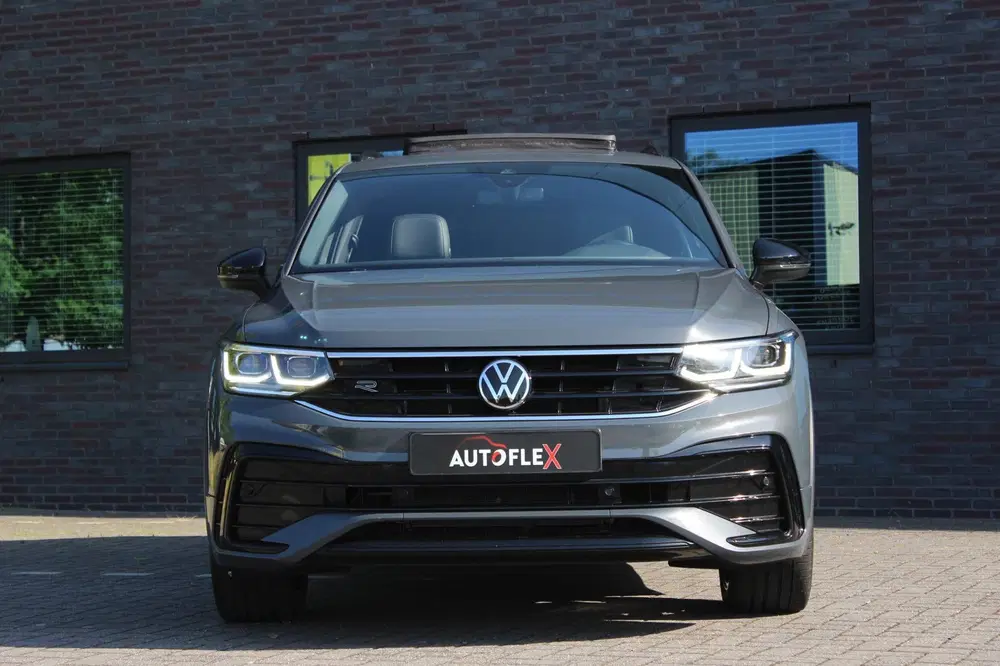 Volkswagen Tiguan 1.4 TSI eHybrid R-Line Business+ uit 2023, foto 2