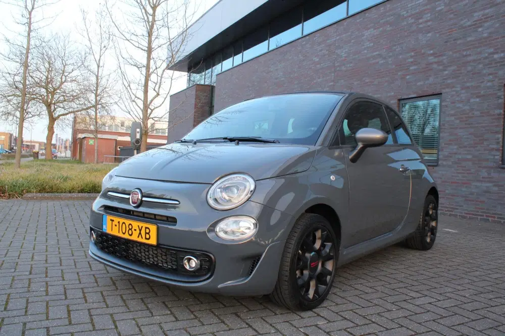 Fiat 500 1.0 Hybrid Connect uit 2021