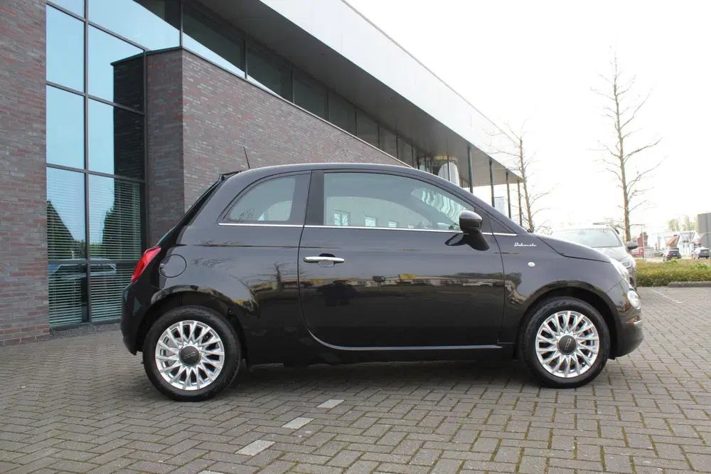 Fiat 500 1.0 Hybrid Dolcevita uit 2022, foto 4