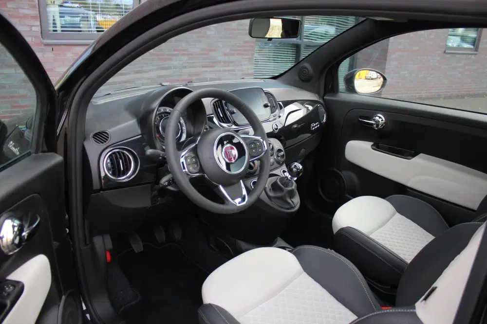 Fiat 500 1.0 Hybrid Dolcevita uit 2022, foto 9