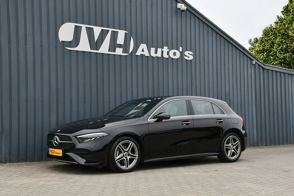 Mercedes-Benz A-Klasse 200 177pk MHEV 7G-DCT AMG Line 04-202 uit 2024
