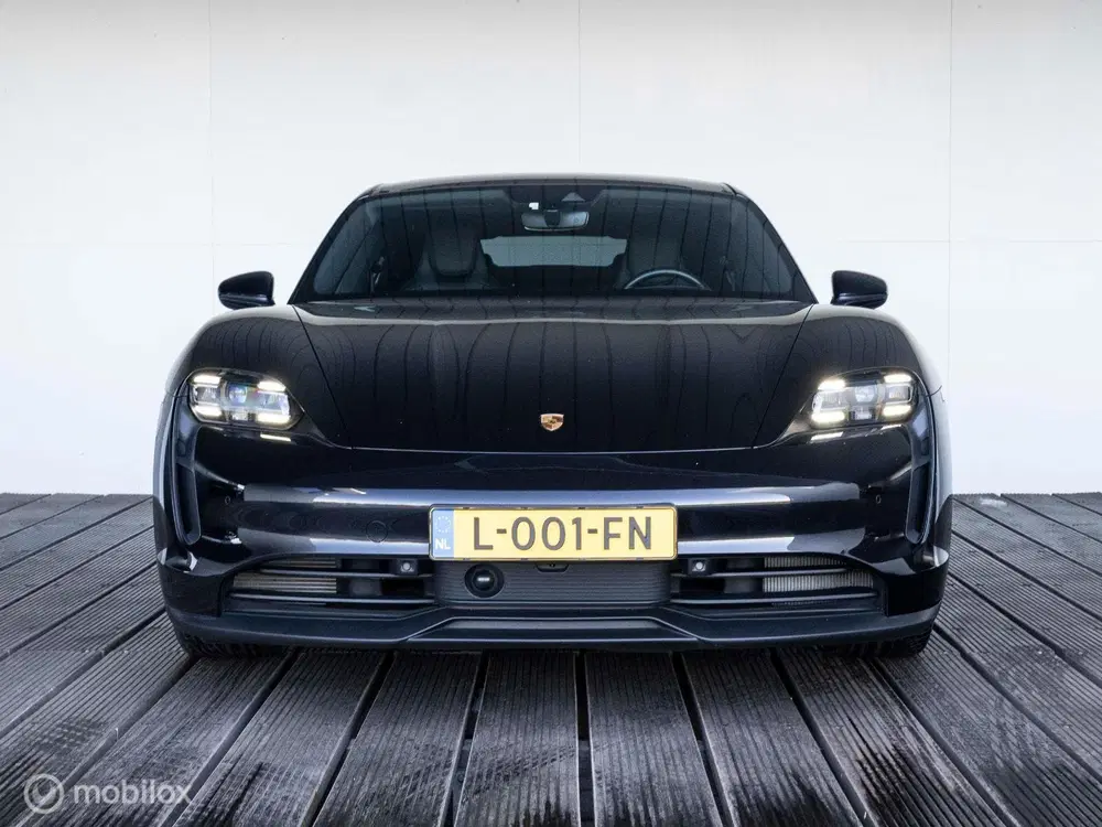 Porsche Taycan Performance 84 kWh SOH 86 uit 2021, foto 2