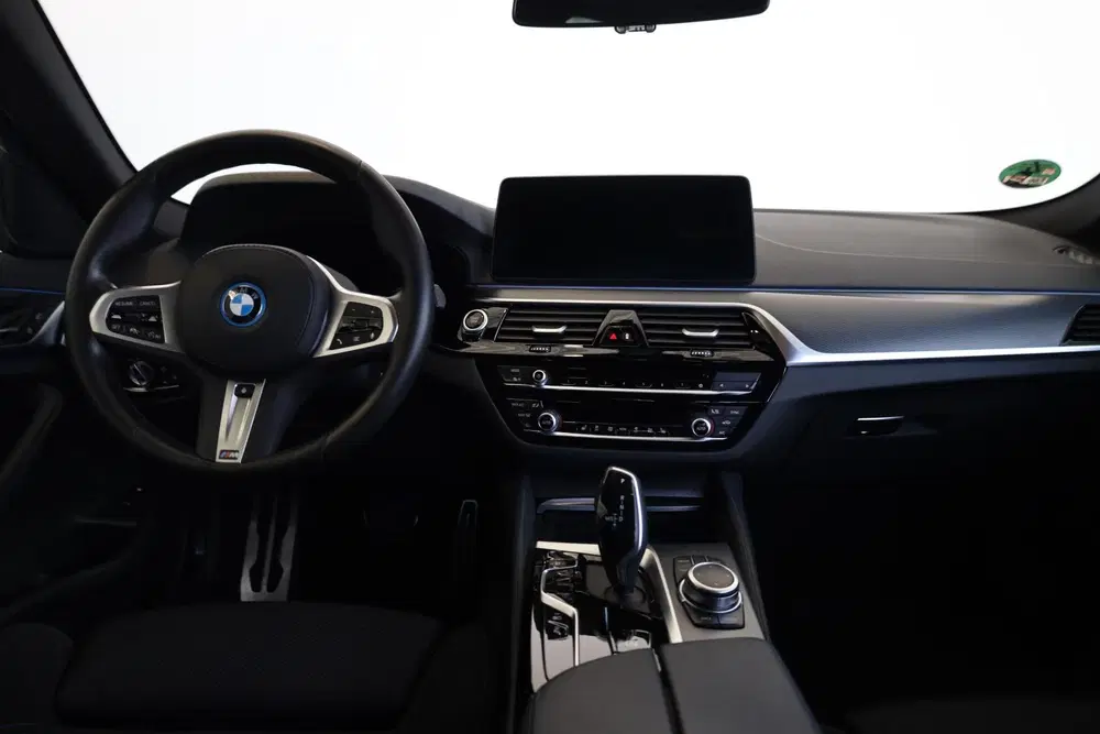 BMW 5-serie Sedan 545e xDrive High Executive uit 2022, foto 12