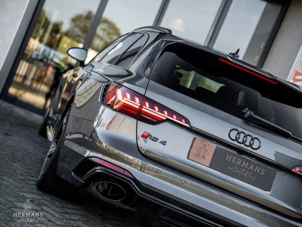 Audi A4 2.9 TFSI RS 4 quattro competition plus uit 2023, foto 5
