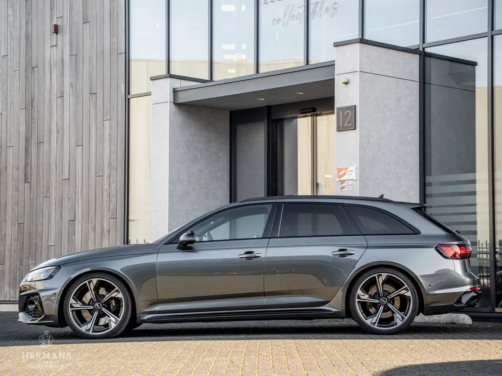 Audi A4 2.9 TFSI RS 4 quattro competition plus uit 2023, foto 9