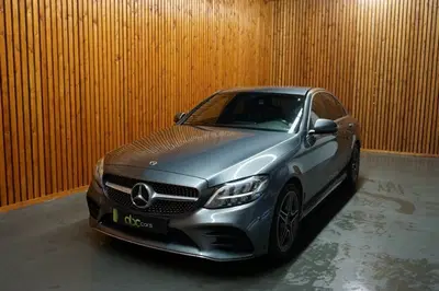 Mercedes-Benz C-Klasse C180 SEDAN BUSINESS SOLUTION AMG AUTO uit 2019