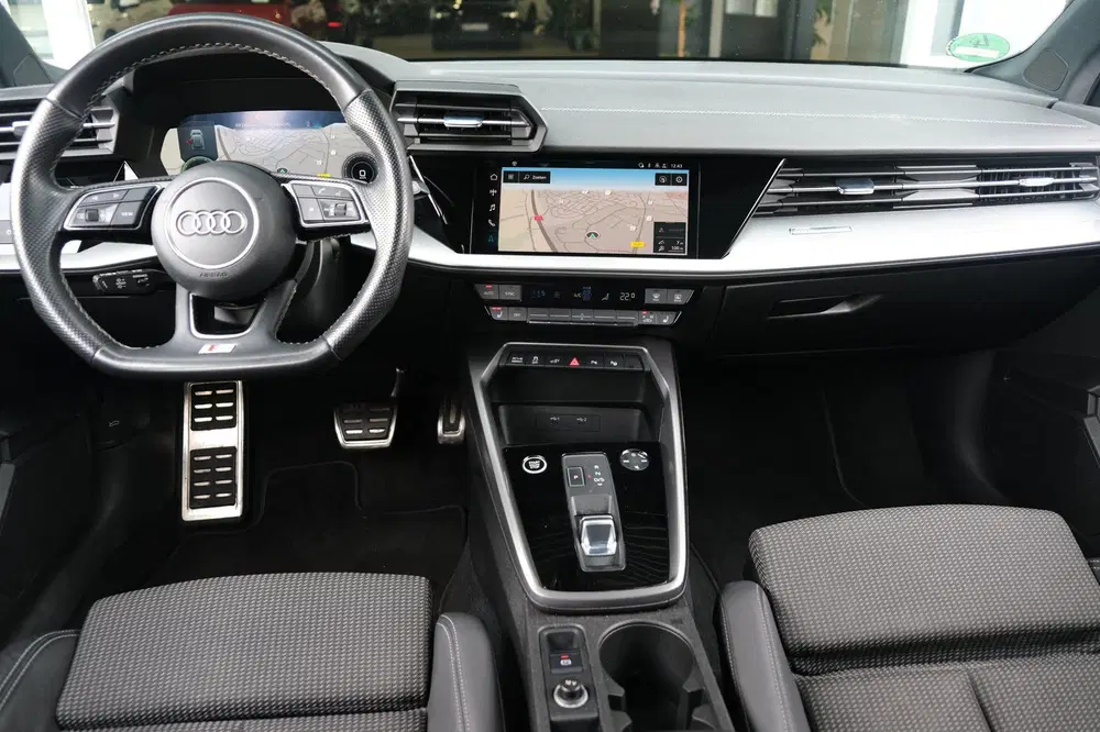 Audi A3 40 TFSI e S-Line Black Pack Pano Led Acc P uit 2023, foto 11