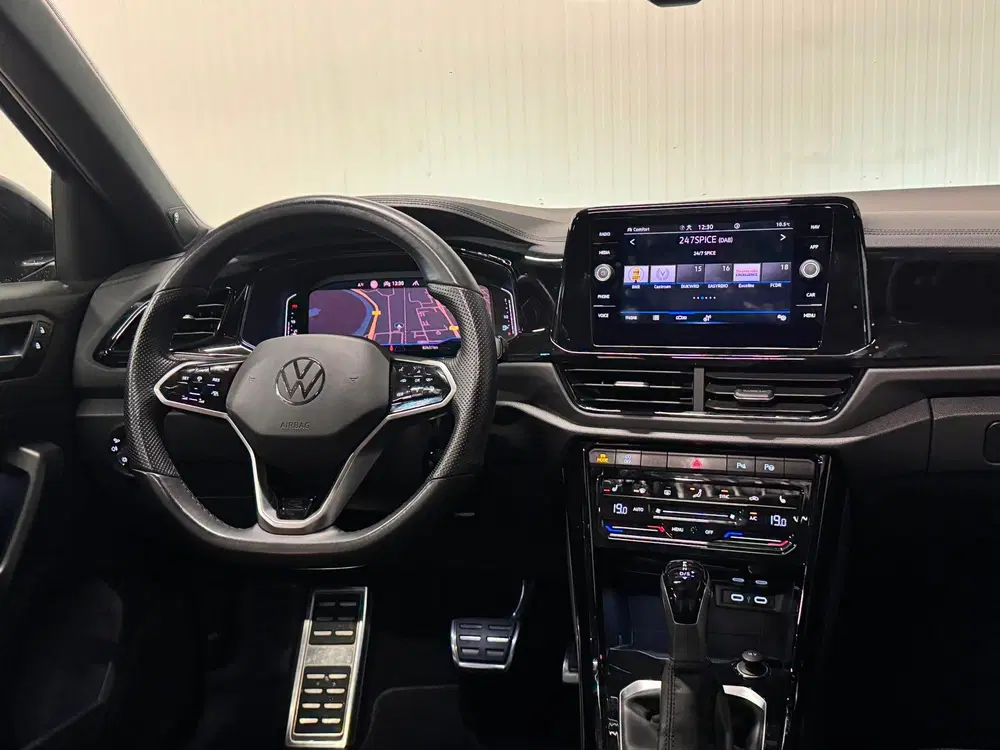 Volkswagen T-Roc 1.5 TSI R-Line uit 2023, foto 13