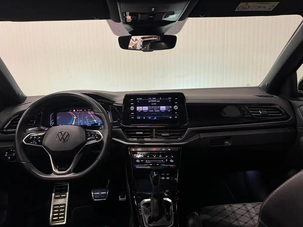 Volkswagen T-Roc 1.5 TSI R-Line uit 2023, foto 3