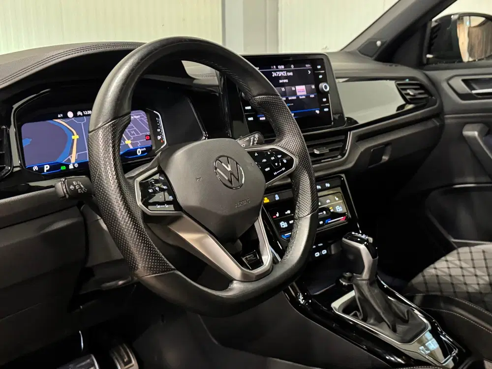 Volkswagen T-Roc 1.5 TSI R-Line uit 2023, foto 6