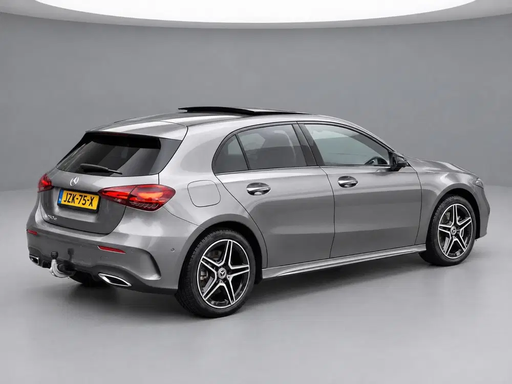 Mercedes-Benz A-Klasse 250 e AMG Line uit 2026, foto 3