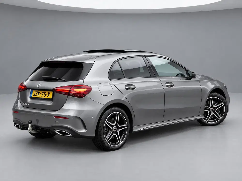 Mercedes-Benz A-Klasse 250 e AMG Line uit 2026, foto 4