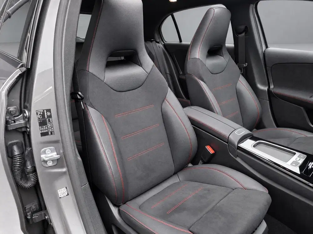 Mercedes-Benz A-Klasse 250 e AMG Line uit 2026, foto 7