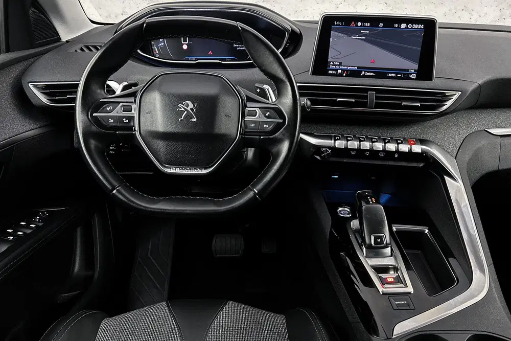 Peugeot 5008 1.2 Allure uit 2019, foto 10