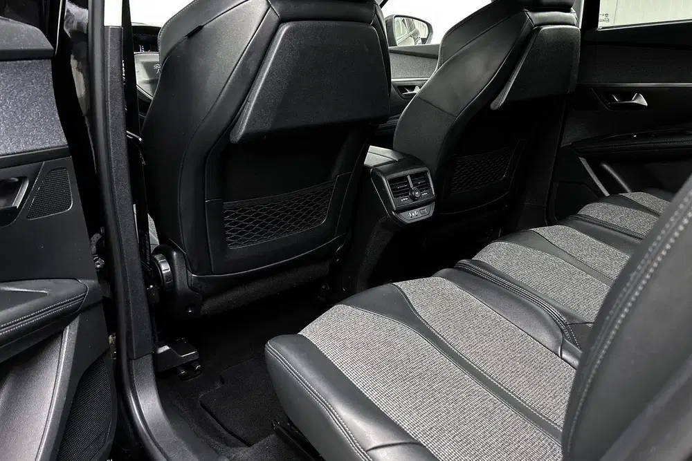 Peugeot 5008 1.2 Allure uit 2019, foto 13