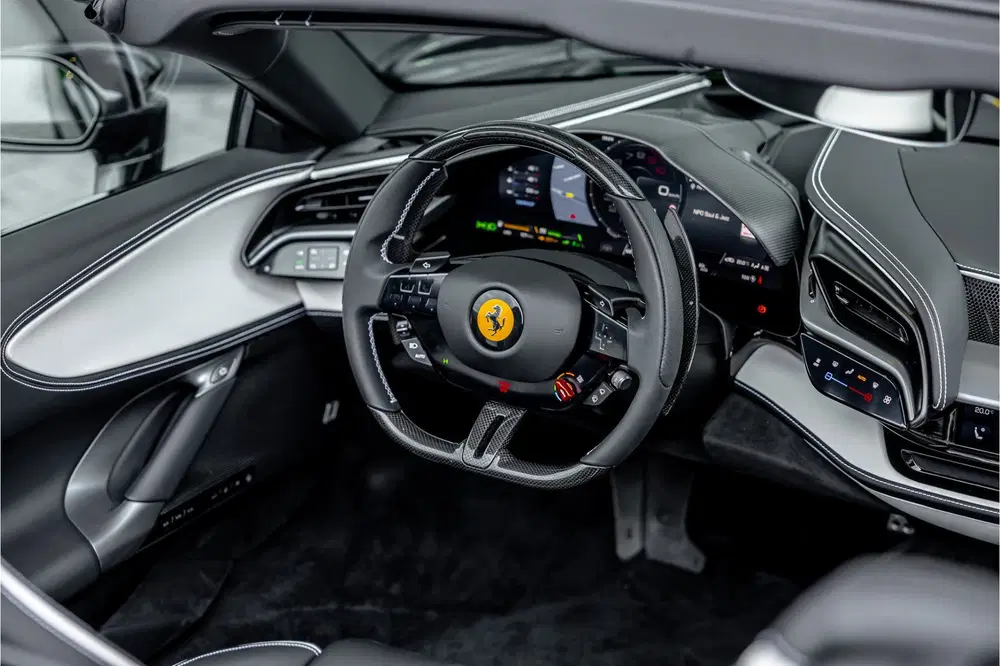 Ferrari SF90 Spider 4.0 V8 uit 2024, foto 12