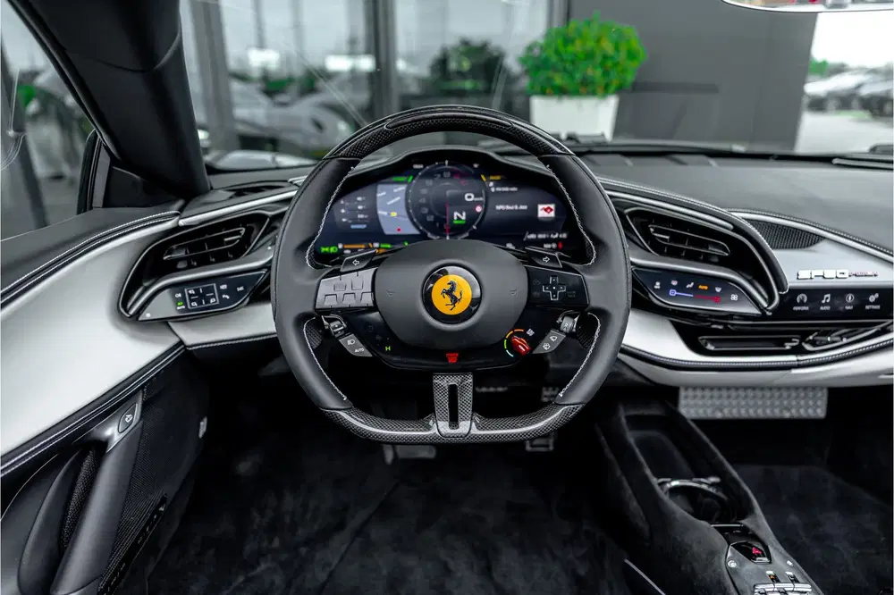 Ferrari SF90 Spider 4.0 V8 uit 2024, foto 13