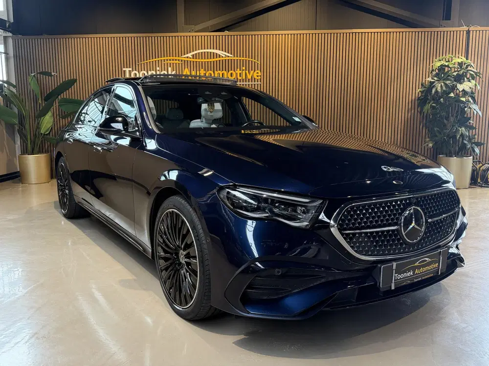 Mercedes-Benz E-Klasse 300 e AMG Line Pano uit 2023