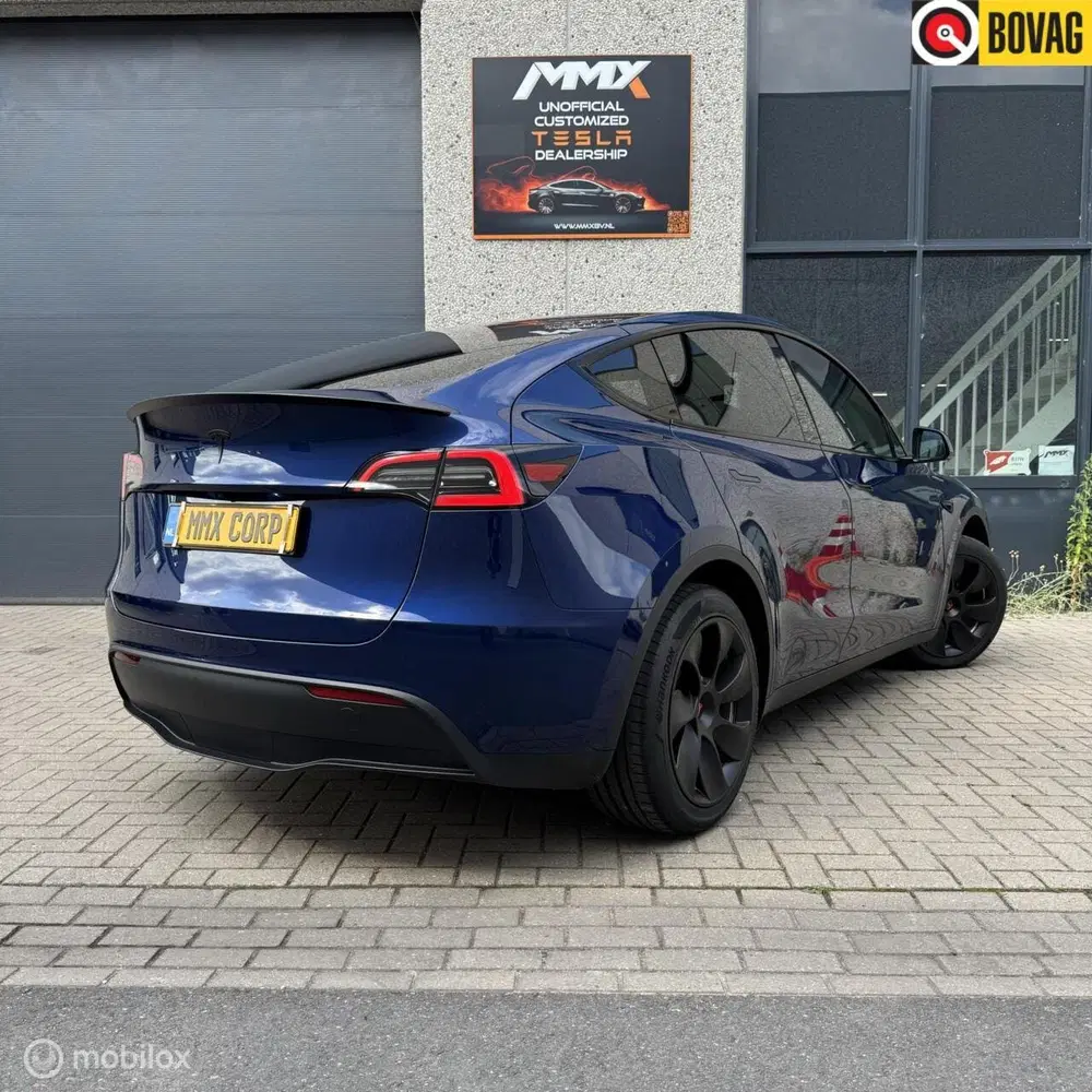 Tesla Model Y PREMIUM LFP RWD + MMX PACK + IAP + HW4+SOH uit 2024