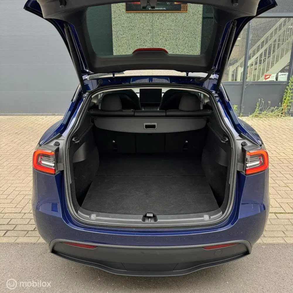 Tesla Model Y PREMIUM LFP RWD + MMX PACK + IAP + HW4+SOH uit 2024, foto 15