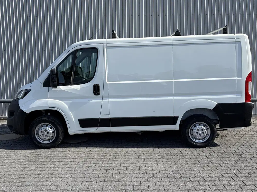 Peugeot Boxer 330 2.2 HDi L1H1*NAV*CAM*3PERS*HAAK*CRUISE uit 2020, foto 4