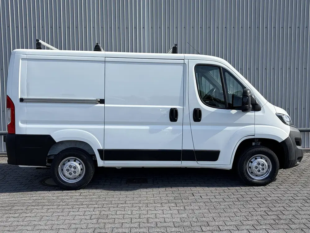 Peugeot Boxer 330 2.2 HDi L1H1*NAV*CAM*3PERS*HAAK*CRUISE uit 2020, foto 5