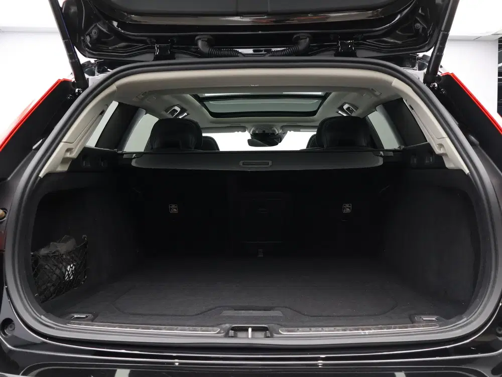 Volvo V60 2.0 T8 Recharge AWD Inscription Long Range uit 2022, foto 14