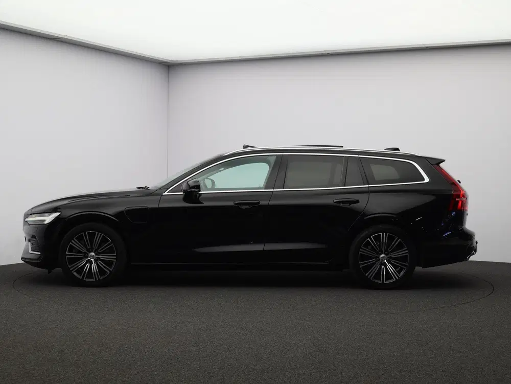 Volvo V60 2.0 T8 Recharge AWD Inscription Long Range uit 2022, foto 5