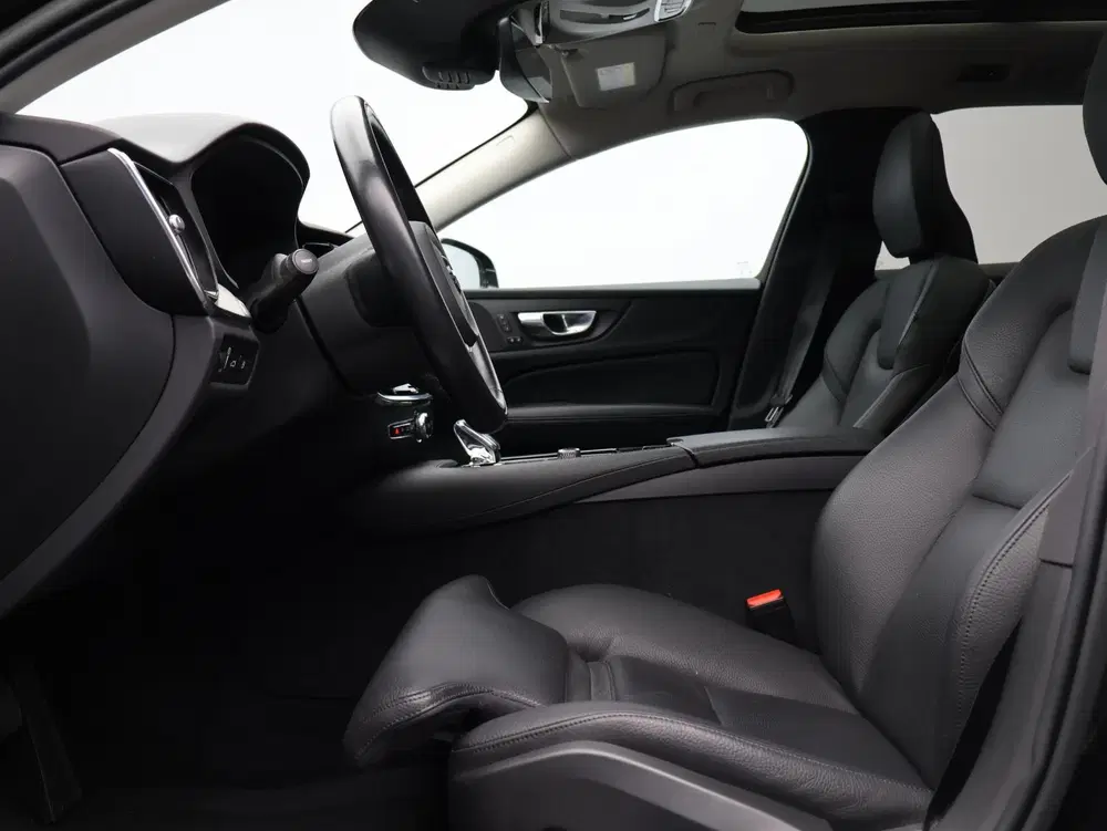 Volvo V60 2.0 T8 Recharge AWD Inscription Long Range uit 2022, foto 7