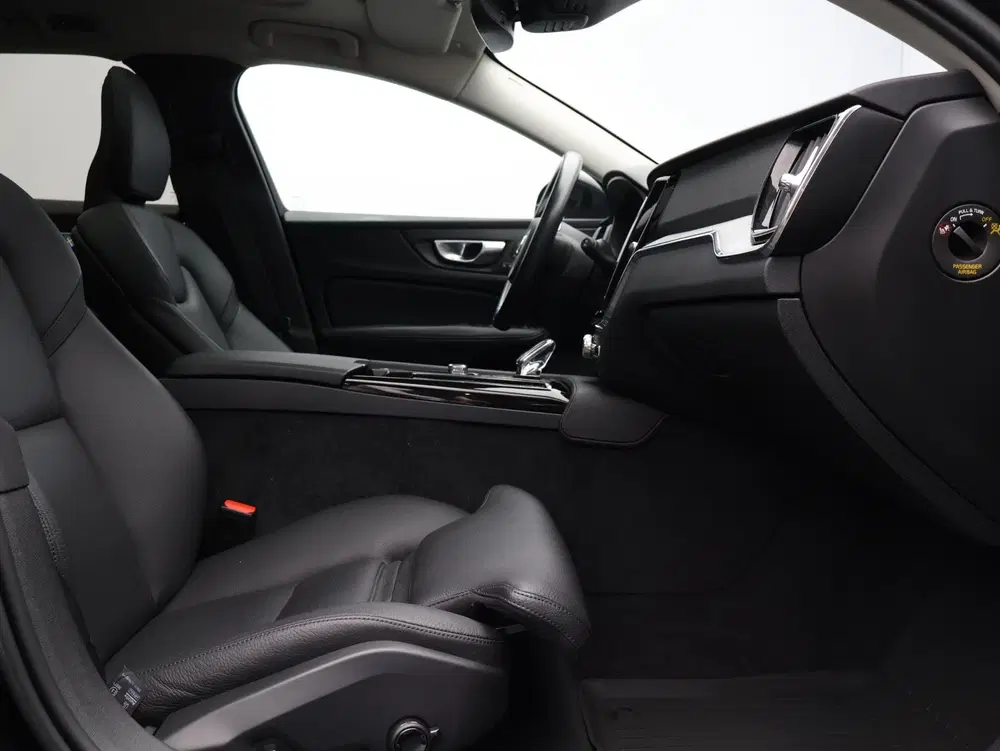 Volvo V60 2.0 T8 Recharge AWD Inscription Long Range uit 2022, foto 9
