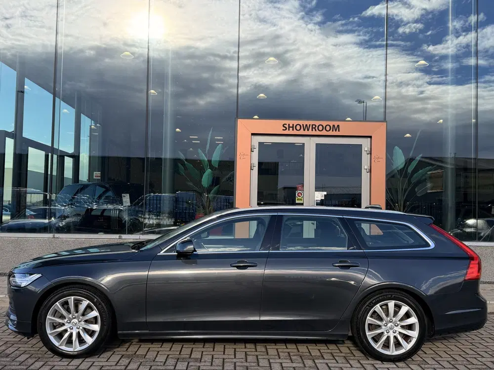 Volvo V90 2.0 T4 Momentum uit 2019, foto 8
