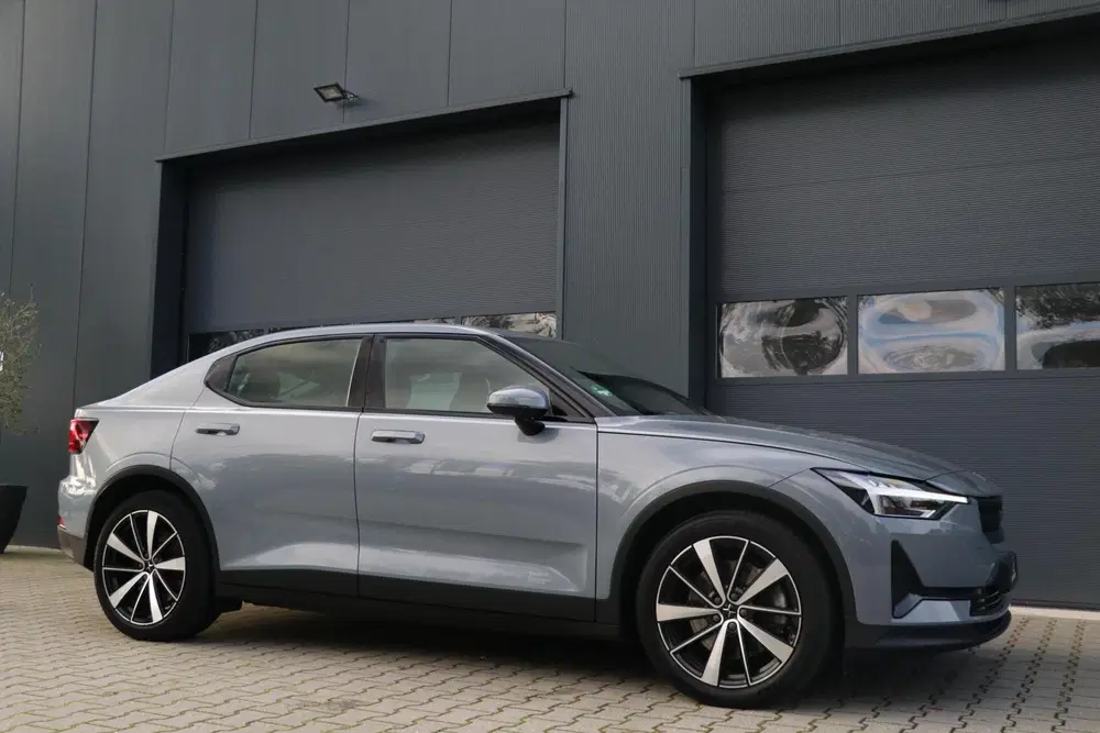 Polestar 2 Long Range Dual Motor 78 kWh 409PK AppleCa uit 2022, foto 9