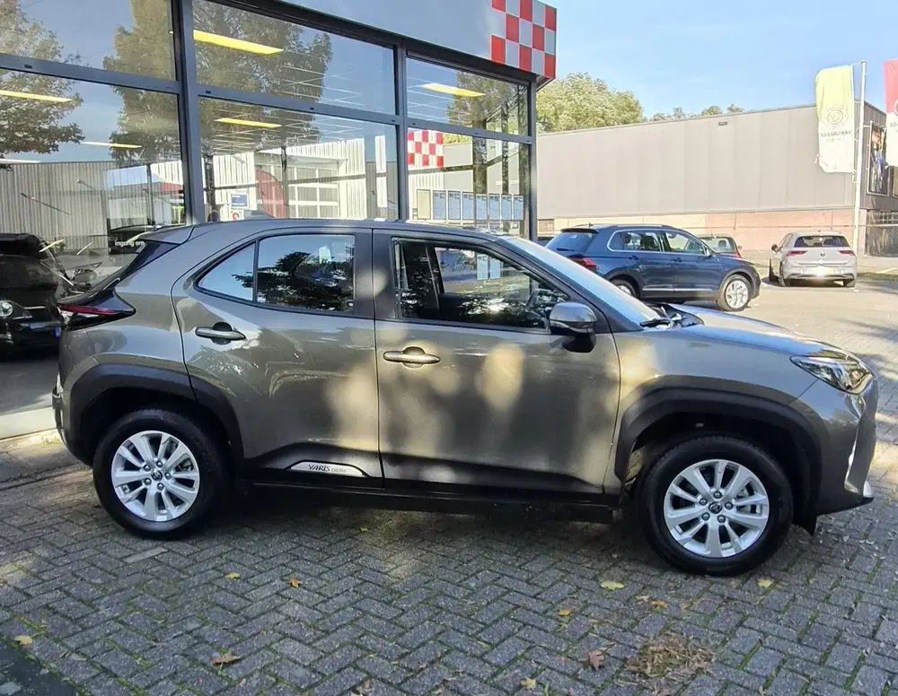 Toyota Yaris Cross 1.5 Hybrid Active uit 2023, foto 2
