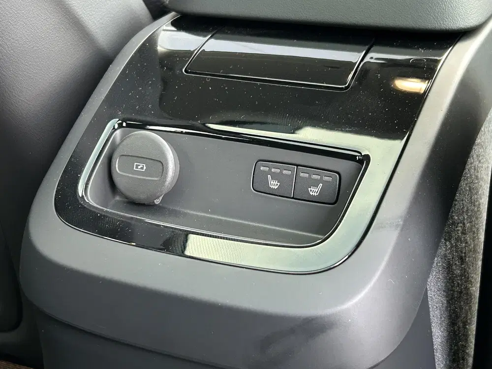 Volvo V60 2.0 T8 Plug-in hybrid AWD Plus Dark 360 ca uit 2026, foto 14