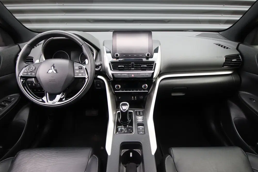 Mitsubishi Eclipse Cross 2.4 PHEV Instyle Pano uit 2021, foto 4