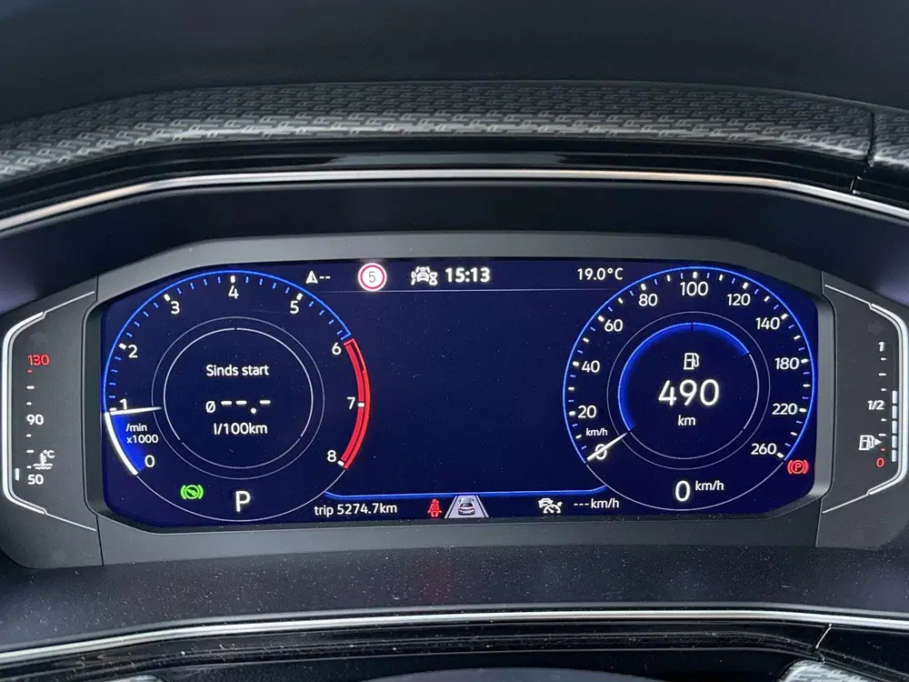 Volkswagen T-Cross 1.0 TSI R-Line uit 2021, foto 10