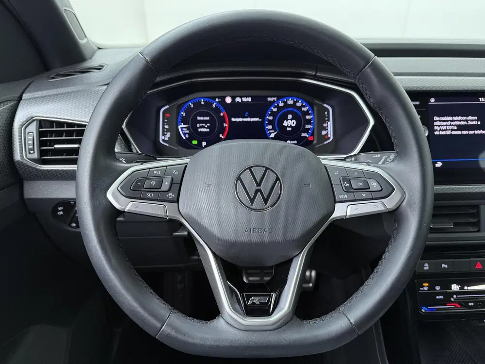 Volkswagen T-Cross 1.0 TSI R-Line uit 2021, foto 8