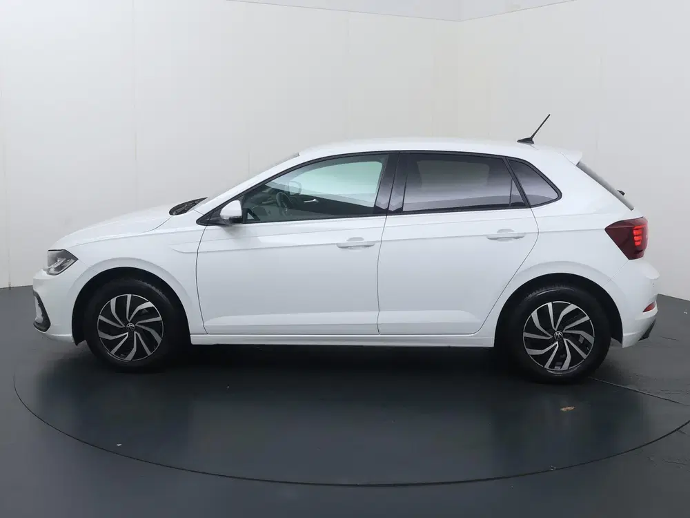 Volkswagen Polo 1.0 TSI Life Edition uit 2024, foto 2